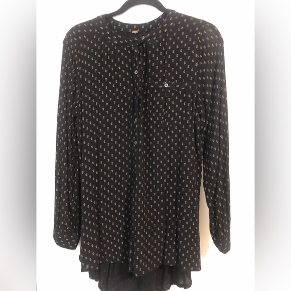 Free People Tunic - fits a M (loose fit). - Picture 1 of 7